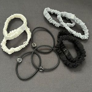 NWOT nine Lulu Lemon hair accessories